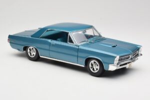 Pontiac GTO Hurst Edition Azul Maisto 1:18 531885 Metal - imagem 6 de 8