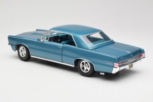 Pontiac GTO Hurst Edition Azul Maisto 1:18 531885 Metal - imagem 7 de 8