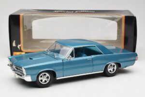 Pontiac GTO Hurst Edition Azul Maisto 1:18 531885 Metal - imagem 8 de 8