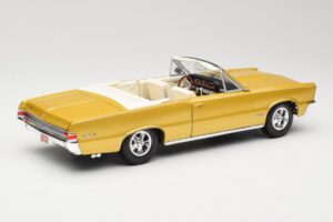 Pontiac GTO Hurst Edition Dourado Maisto 1:18 531884 Metal - imagem 3 de 8