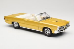 Pontiac GTO Hurst Edition Dourado Maisto 1:18 531884 Metal - imagem 6 de 8