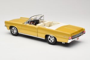 Pontiac GTO Hurst Edition Dourado Maisto 1:18 531884 Metal - imagem 7 de 8