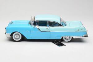 Pontiac Star Chief Azul Sun Star 1:18 5041 Metal - imagem 4 de 8