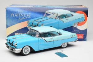 Pontiac Star Chief Azul Sun Star 1:18 5041 Metal - imagem 8 de 8