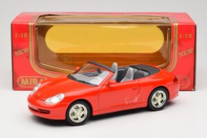 Porsche 911 996 Cabriolet Vermelho Mira 1:18 06930 Metal - imagem 8 de 8