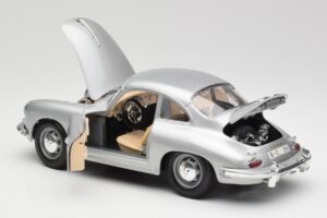 Porsche 356B Prata Bburago 1:18 3021-M1 Metal - imagem 5 de 8