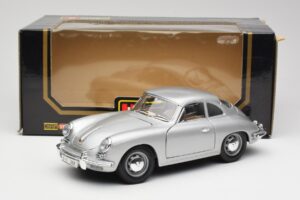 Porsche 356B Prata Bburago 1:18 3021-M1 Metal - imagem 8 de 8
