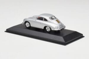 Porsche 356B Coupe Prata Minichamps 1:43 400064321 Metal - imagem 3 de 4