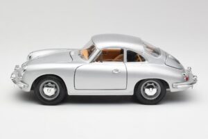Porsche 356B Prateado & Interior Castanho Bburago 1:18 3021-M2 Metal - imagem 4 de 8