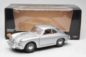 Porsche 356B Prateado & Interior Castanho Bburago 1:18 3021-M2 Metal - imagem 8 de 8