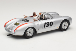 Porsche 550 A Spyder Little Bastard James Dean Schuco 1:18 450033200 Metal - imagem 3 de 8