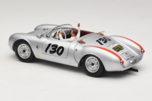 Porsche 550 A Spyder Little Bastard James Dean Schuco 1:18 450033200 Metal - imagem 7 de 8
