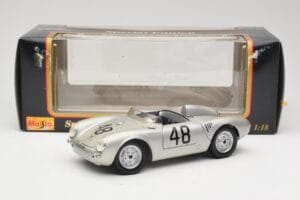 Porsche 550A Spyder #48 Sports Prototype 1955 Maisto 1:18 50341 Metal - imagem 8 de 8
