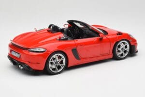 Porsche 718 Spyder RS Guards Red Norev 1:18 187271 Metal - imagem 3 de 8