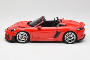 Porsche 718 Spyder RS Guards Red Norev 1:18 187271 Metal - imagem 4 de 8