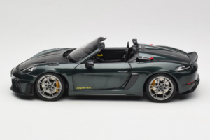 Porsche 718 Spyder RS Weissach Pack Forest Green Norev 1:18 187272 Metal - imagem 4 de 8
