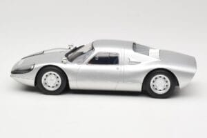 Porsche 904 GTS Norev 1:18 187440 Metal - imagem 3 de 6