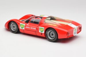 Porsche 906E BP World Record Runs Monza 1967 Minichamps 1:18 100676100 Metal - imagem 7 de 8