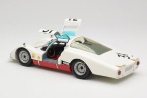 Porsche 906 LH #31 H. Herrmann / H. Linge Porsche System Engineering 24 Hours of Le Mans 1966 Minichamps 1:18 100666131 Metal - imagem 5 de 8