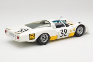 Porsche 906LH #32 Porsche System Engineering G. Schutz / P. De Klerk 24 Hours of Le Mans 1966 Minichamps 1:18 100666132 Metal - imagem 3 de 8