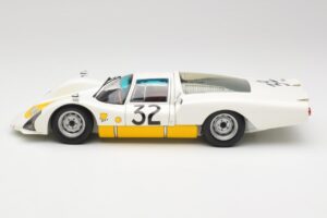 Porsche 906LH #32 Porsche System Engineering G. Schutz / P. De Klerk 24 Hours of Le Mans 1966 Minichamps 1:18 100666132 Metal - imagem 4 de 8