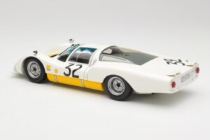 Porsche 906LH #32 Porsche System Engineering G. Schutz / P. De Klerk 24 Hours of Le Mans 1966 Minichamps 1:18 100666132 Metal - imagem 7 de 8