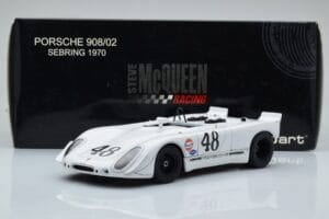 Porsche 908/02 #48 S. McQueen / P. Revson 12 Hours of Sebring 2nd Place Post Race Version 1970 AUTOart 1:18 87072 Metal - imagem 8 de 8