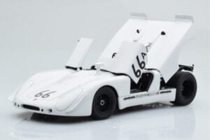 Porsche 908/02 #66A S. McQueen Holtville 1970 AUTOart 1:18 87073 Metal - imagem 2 de 8