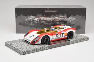 Porsche 908/02 Spyder #6 K. Lins / R. Attwood Nürburgring 1000km 1969 Minichamps 1:18 107692006 Metal - imagem 6 de 6