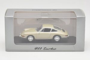 Porsche 911 901 Bronze Claro Minichamps 1:43 PORSCHE002 Metal - imagem 4 de 4