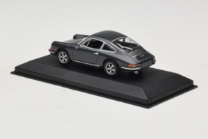 Porsche 911 901 Cinzento Minichamps 1:43 943067124 Metal - imagem 3 de 4
