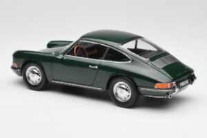 Porsche 911 901 Irish Verde Kyosho 1:18 08969G Metal - imagem 7 de 8