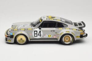 Porsche 934 Anny-Charlotte Verney #84 A-C. Verney / R. Metge / P. Bardinon 24 Hours of Le Mans 1979 Minichamps 1:18 155796484 - imagem 3 de 6