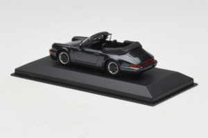 Porsche 911 930 Cabriolet Purple Metallic Minichamps 1:43 PORSCHE006 Metal - imagem 3 de 4