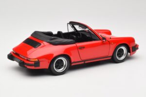Porsche 911 930 Carrera 3.2 Cabriolet Guards Red Minichamps 1:18 110063030 Metal - imagem 3 de 8