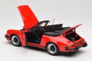Porsche 911 930 Carrera 3.2 Cabriolet Guards Red Minichamps 1:18 110063030 Metal - imagem 5 de 8