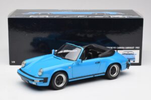 Porsche 911 930 Carrera Cabriolet Azul Minichamps 1:18 100063032 Metal - imagem 8 de 8