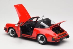 Porsche 911 930 Carrera Targa 3.2 Guards Red Minichamps 1:18 100063061 Metal - imagem 6 de 9