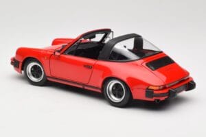Porsche 911 930 Carrera Targa 3.2 Guards Red Minichamps 1:18 100063061 Metal - imagem 8 de 9