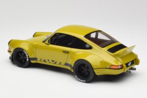 Porsche 911 930 RWB Classic Cáqui GT Spirit 1:18 GT120 Resina - imagem 5 de 6