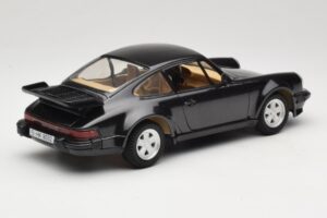 Porsche 911 930 Turbo Verde Tonka 1:18 01677 Metal - imagem 3 de 8