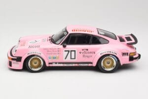 Porsche 911 934 #70 B. Perrier / J-M. Bertapelle Perrier Racing Winners Group 4 24 Hours of Le Mans 1981 Minichamps 1:18 1558 - imagem 3 de 6