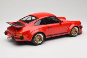 Porsche 911 934 RSR Vermelho 1976 Minichamps 1:12 125766400 Metal - imagem 2 de 6