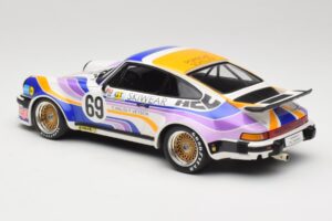Porsche 911 934 Schiller Racing Team #69 R. Haldi / H. Vetsch 24 Hours of Le Mans 1976 Minichamps 1:18 155766469 Metal - imagem 5 de 6