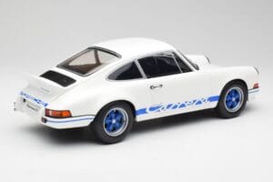 Porsche 911 2.7 RS Grand Prix Branco GT Spirit 1:12 GT921 Resina - imagem 2 de 6