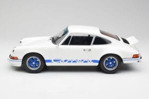 Porsche 911 2.7 RS Grand Prix Branco GT Spirit 1:12 GT921 Resina - imagem 3 de 6