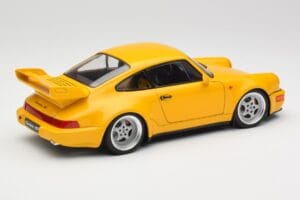 Porsche 911 964 3.8 RS Speed Yellow Solido 1:18 S1803401 Metal - imagem 3 de 7