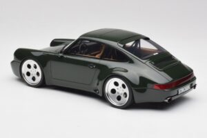Porsche 911 964 Strosek Mega 30 Verde Carvalho Metálico GT Spirit 1:18 GT482 Resina - imagem 5 de 6
