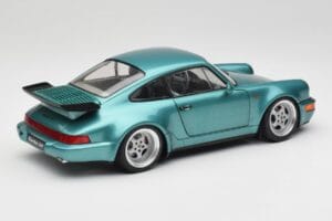 Porsche 911 964 Turbo Wimbledon Green Metallic Solido 1:18 S1803407 Metal - imagem 3 de 8