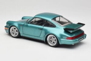 Porsche 911 964 Turbo Wimbledon Green Metallic Solido 1:18 S1803407 Metal - imagem 7 de 8